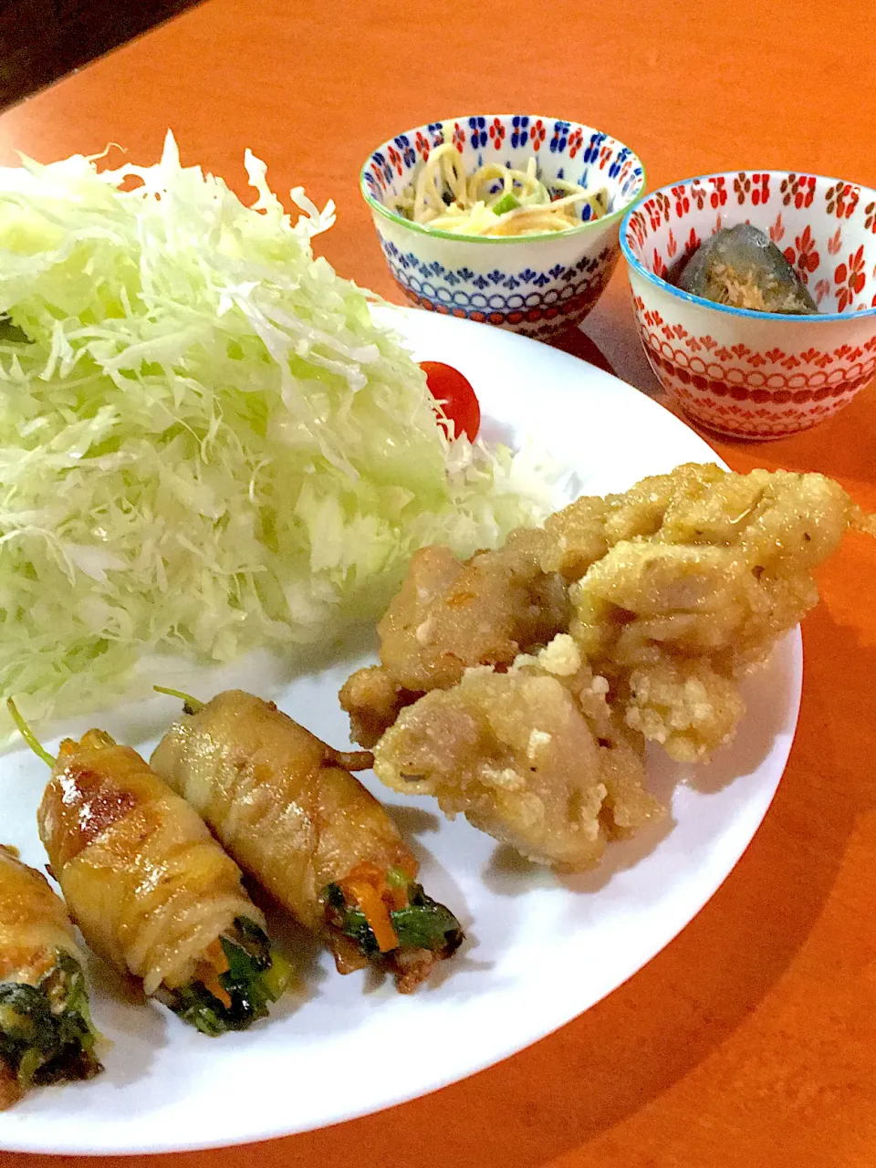 野菜の肉巻きと唐揚げ🍖|ホルモン処あまみさん