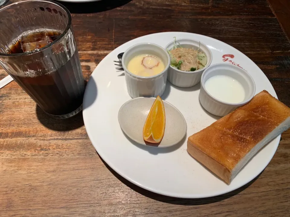 コーヒー代だけで自動でついてくるモーニング🍞☕️🤤|AyanoTanakaさん