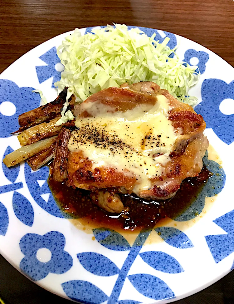 ガーリックチーズチキンステーキ♪|つばりん亭さん