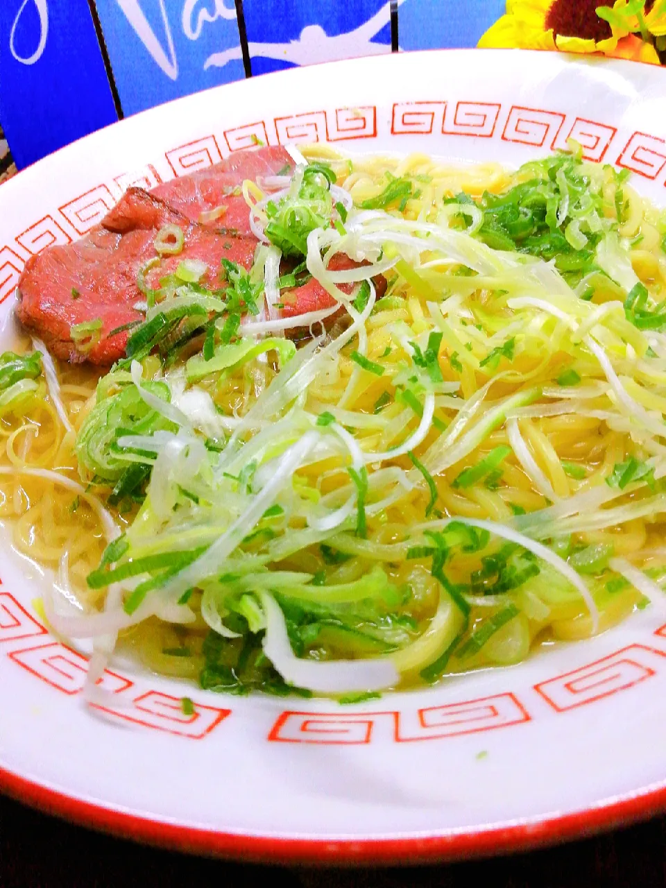 函館　塩ラーメン( ˘ ³˘)♥最後の汁までうま〜ぃ😋|ペンギンさん