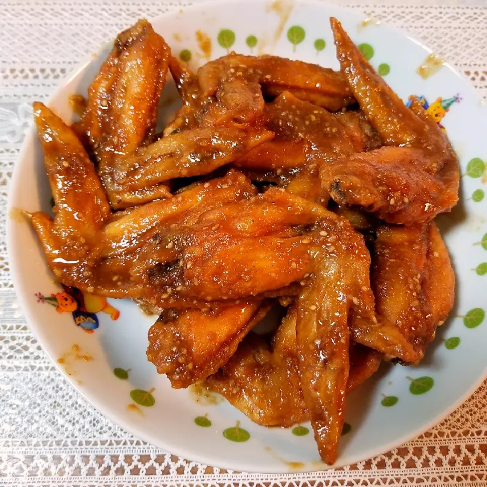 手羽先のニンニク甘辛だれ|まんまるこさん