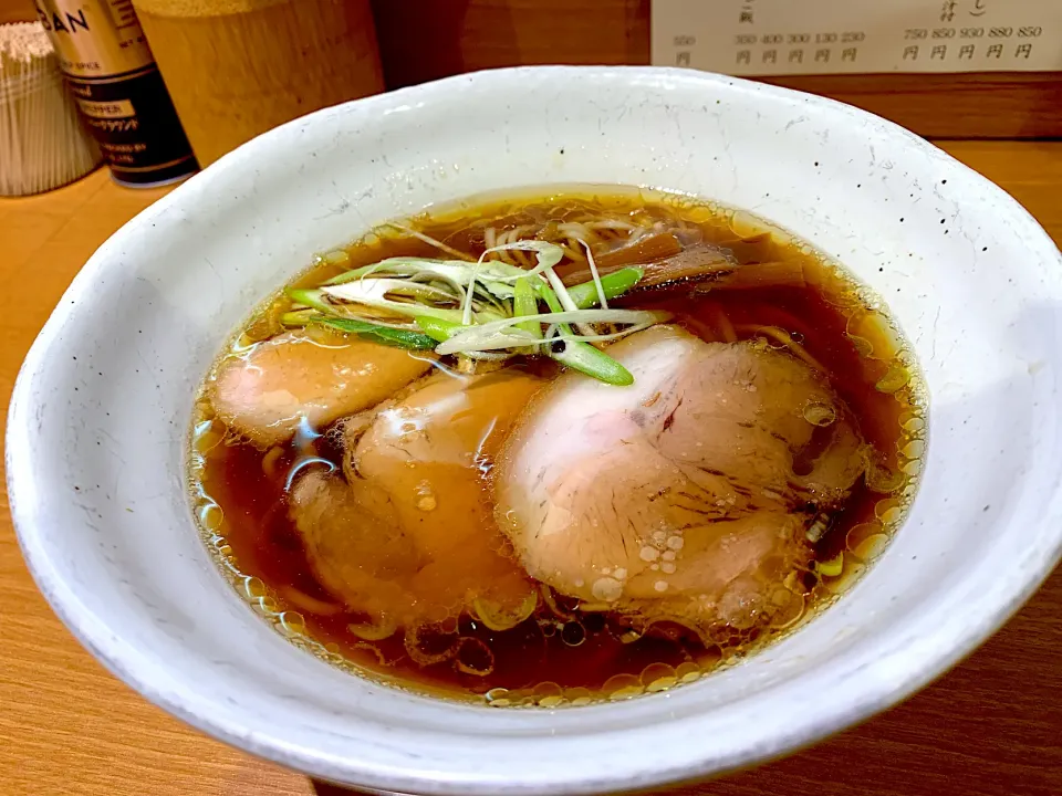 Snapdishの料理写真:中華そば  醤油|みっきーさん