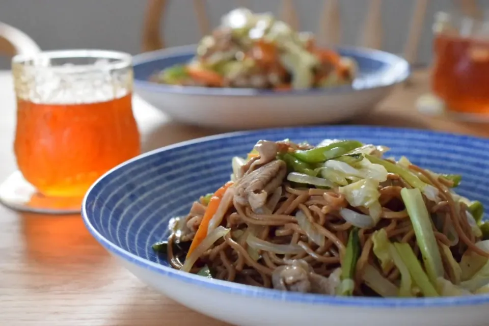 ベースヌードルのタイ風焼きそば|うにんぱすさん