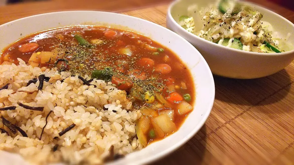 ﾄﾏﾄｶﾚｰ🍛
の晩ごはん✨|kaz(*･ω･)さん