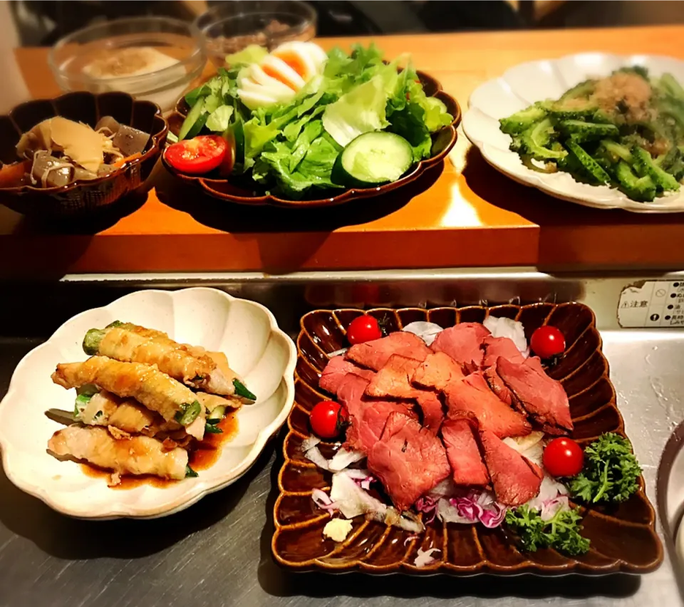 Snapdishの料理写真:ローストビーフ オクラ豚肉 💕|_emi_48.0517さん