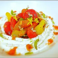 Snapdishの料理写真:Garden tomatoes salad.|Gianl Manさん