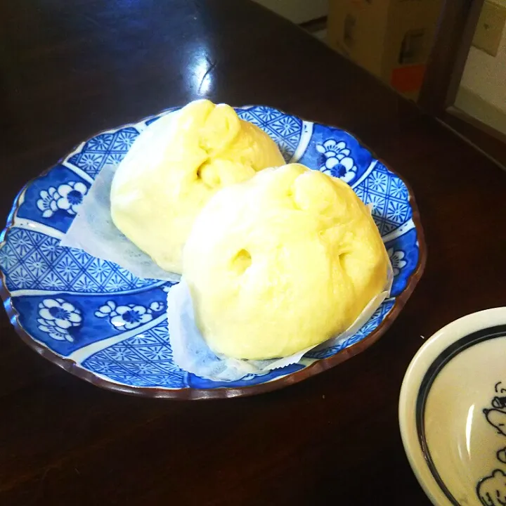 お昼ご飯に肉まん|ひろポっちさん