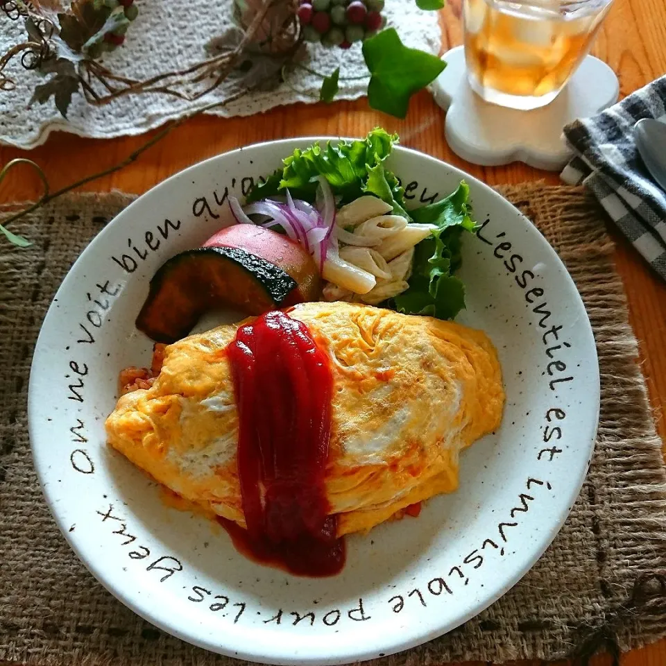 Snapdishの料理写真:オムライス😋✨|とまと🍅さん