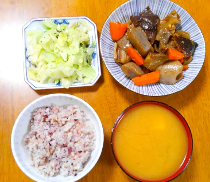 ９月５日　筑前煮　塩キャベツ　豆腐とわかめのお味噌汁|いもこ。さん