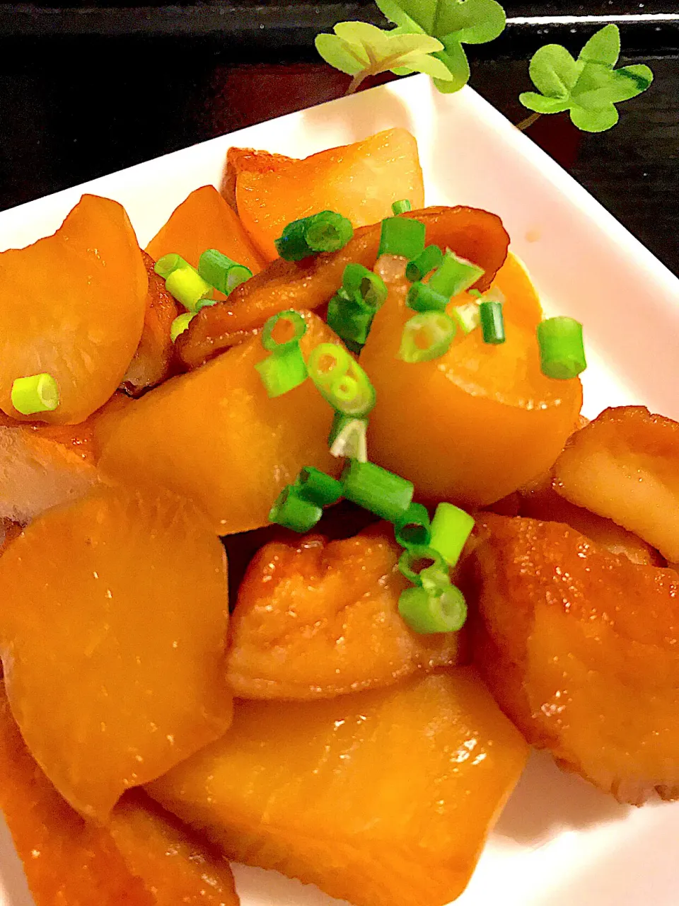 シンプルな大根の煮物💕大根はチンしてから煮ると時短‼️|🌺🌺Foodie🌺🌺さん