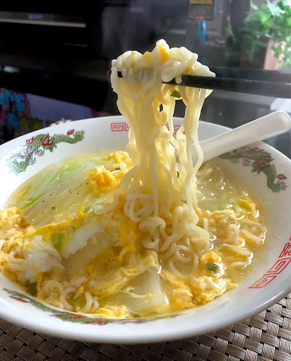 サッポロ一番塩ラーメン😋|ゆかりさん