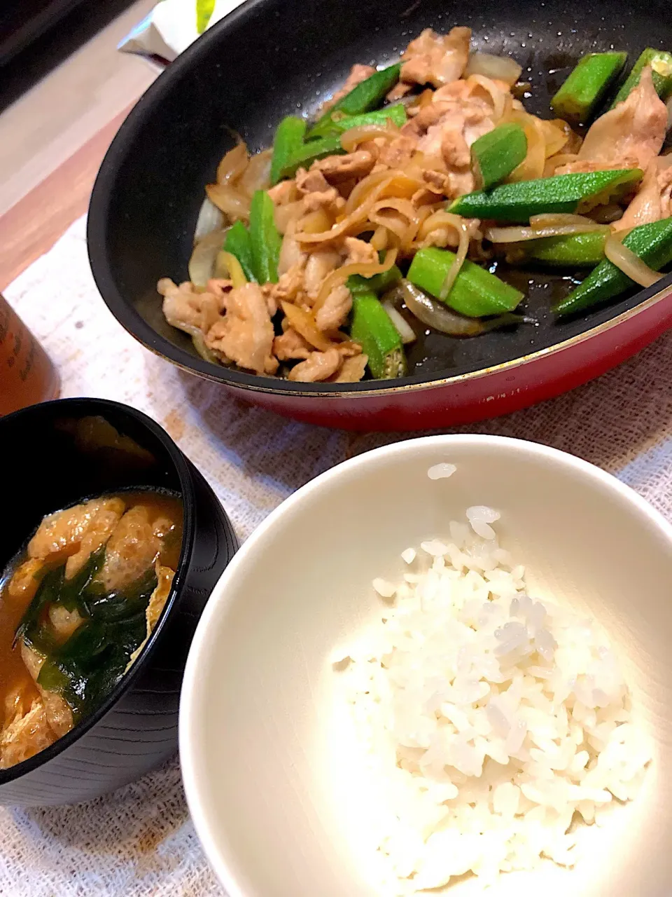 豚バラとオクラのポン酢炒め🍽|ysmさん