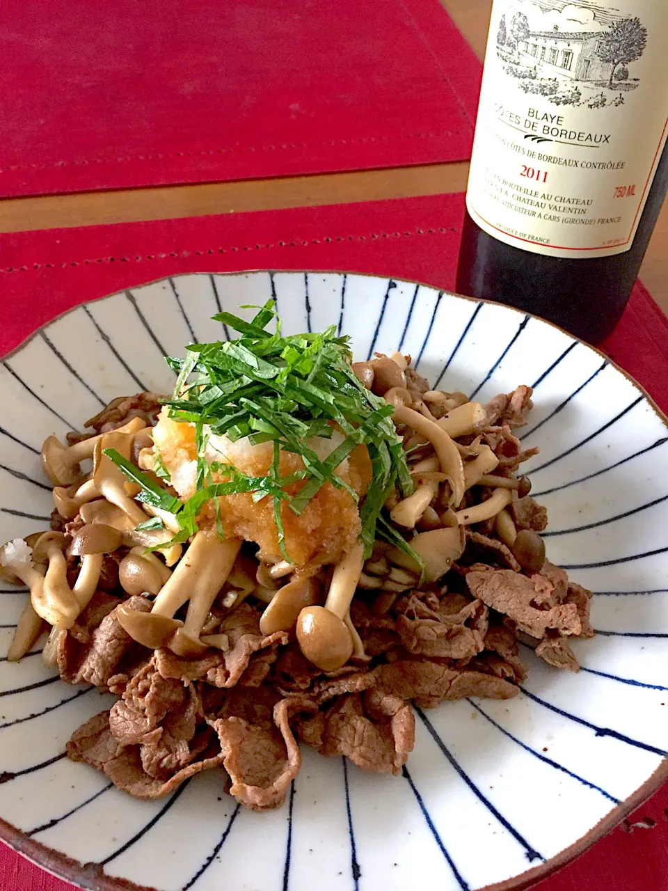 牛肉ときのこ炒めおろしポン酢🐮🍄|おかちさん