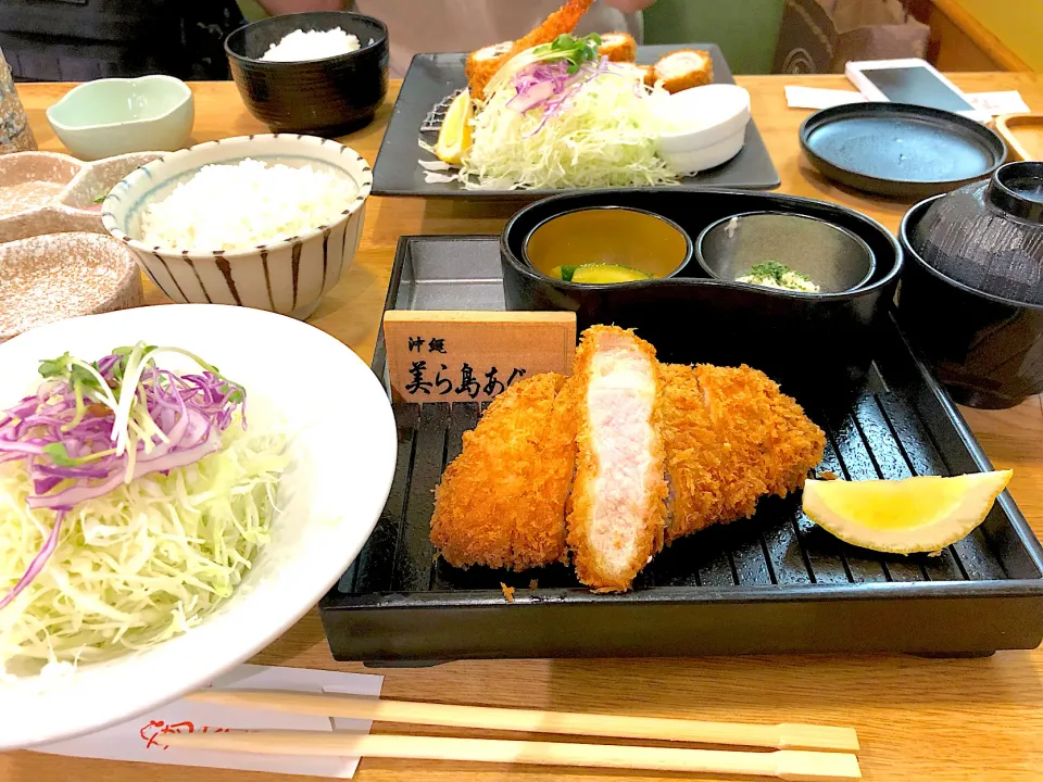 とんかつランチ🐷|みぃこさん