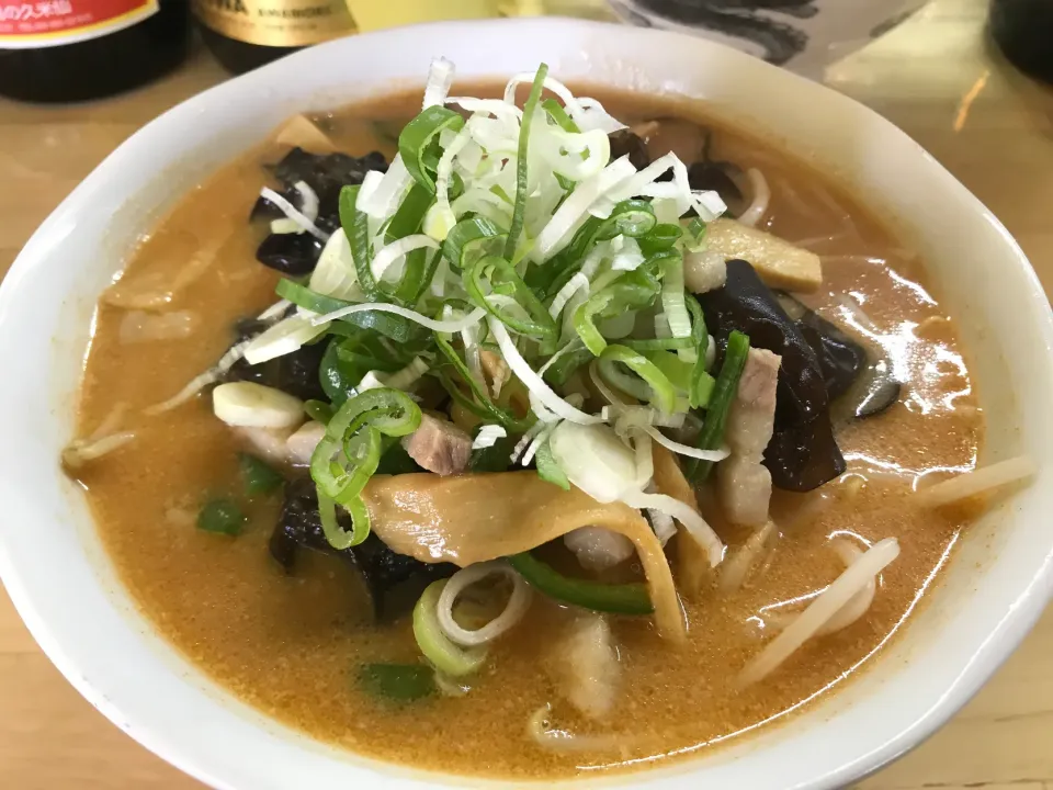 オロチョンラーメン。美味い！平塚が師匠な那覇店です。|KOMAさん