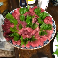 Snapdishの料理写真:清水港産マグロ盛り|Kouetsu Uenoさん