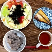 サバの開き 朝ごはん🥣|miharuさん