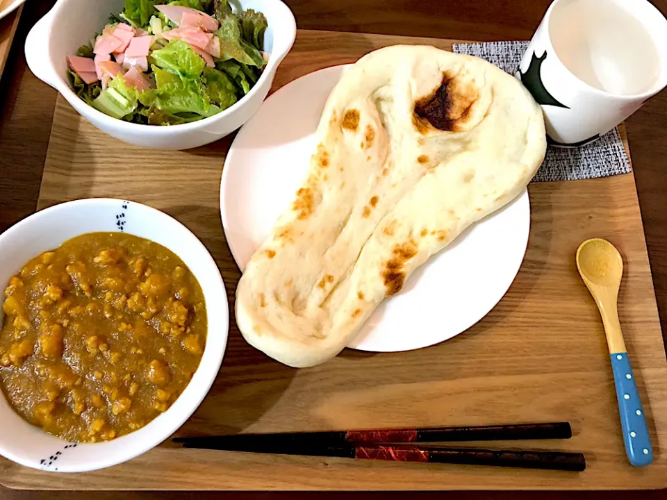 カレーナン|さく坊さん