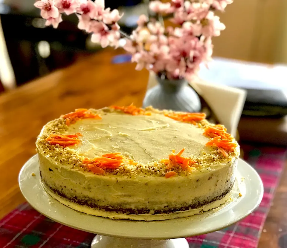 Snapdishの料理写真:Carrot cake with walnuts|Babyluv Cabrera Ocampoさん