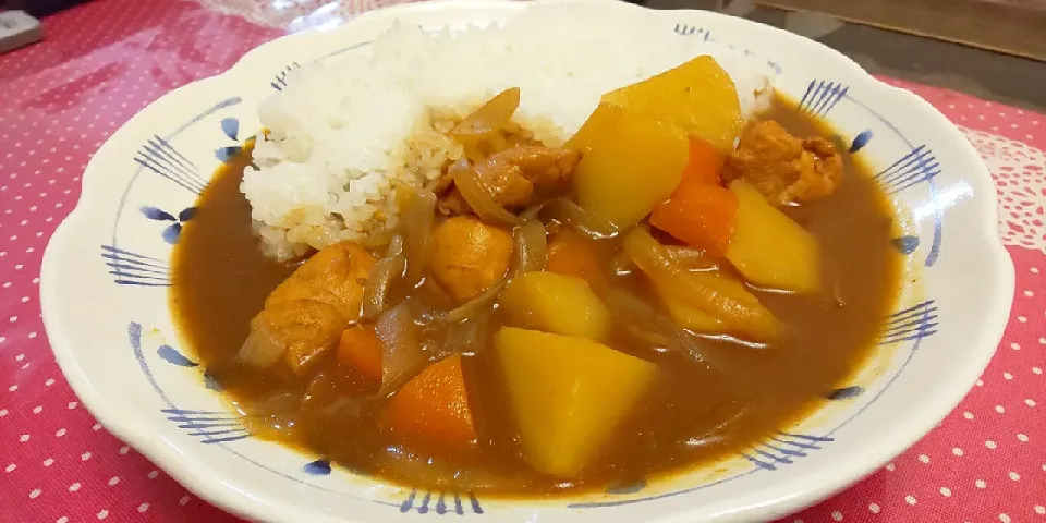 激辛チキンカレー
生ハバネロを入れたら辛いこと辛いこと|kamekameさん