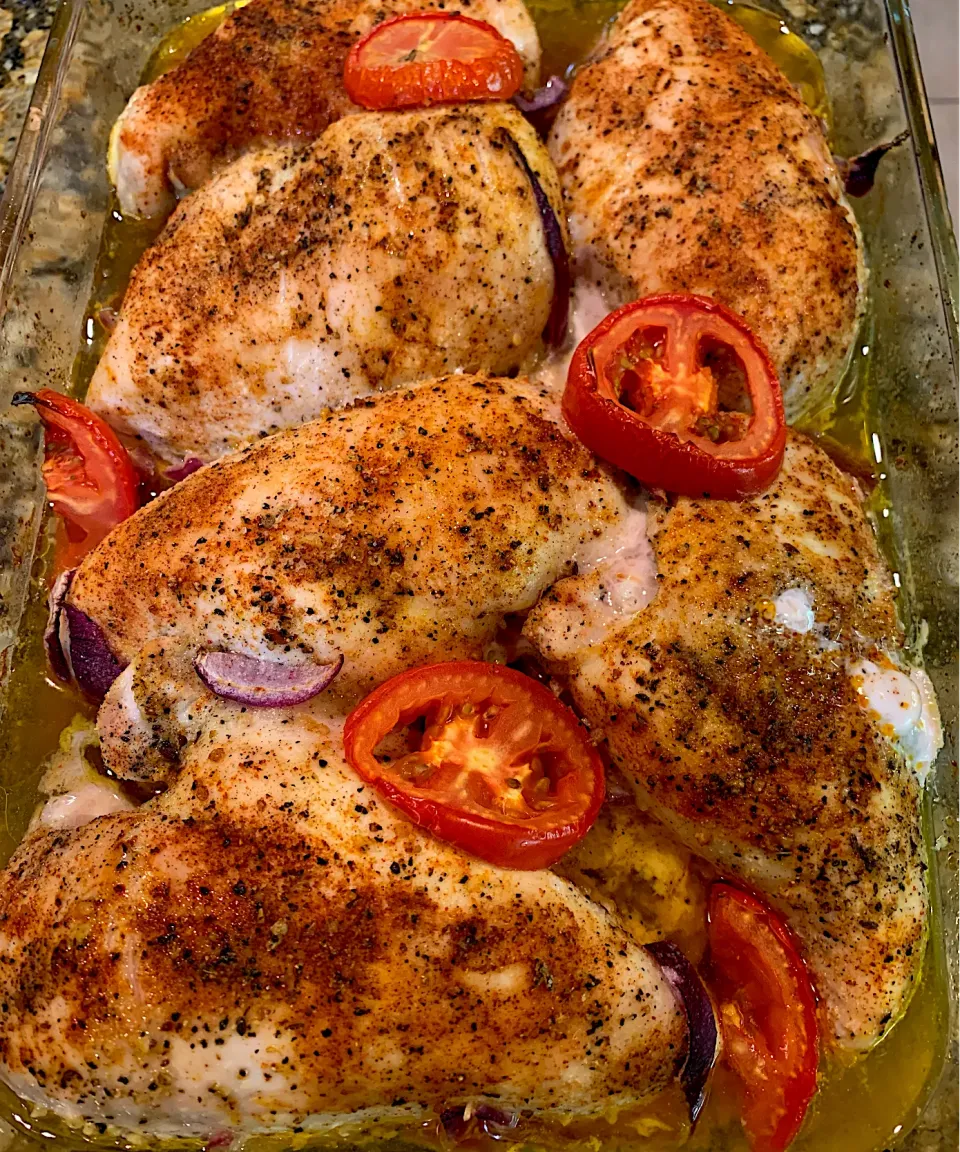 Baked Chicken Breast - juicy and flavorful 😋|Alma's Home Kitchenさん