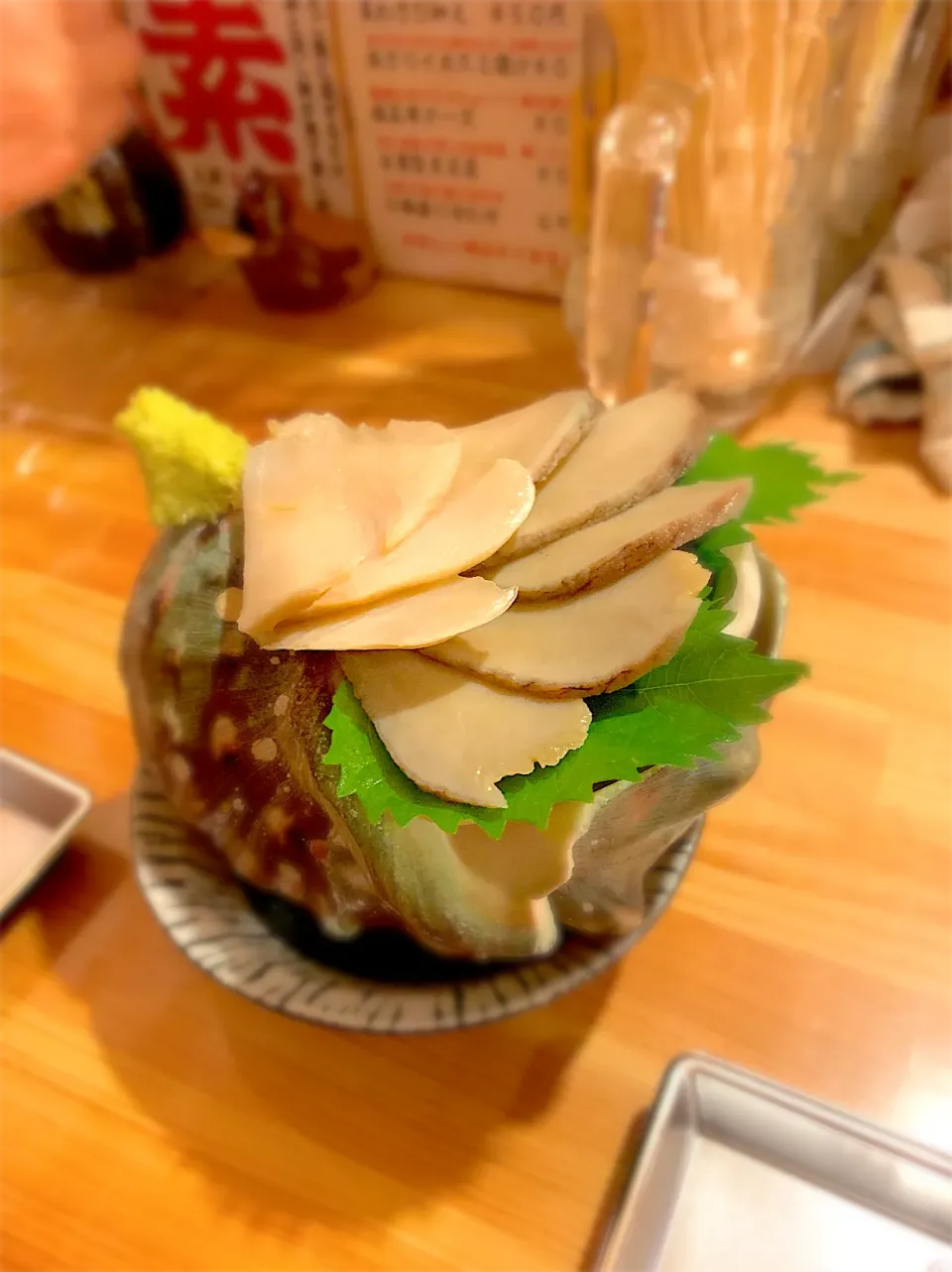 Snapdishの料理写真:夜光貝刺身|つばささん