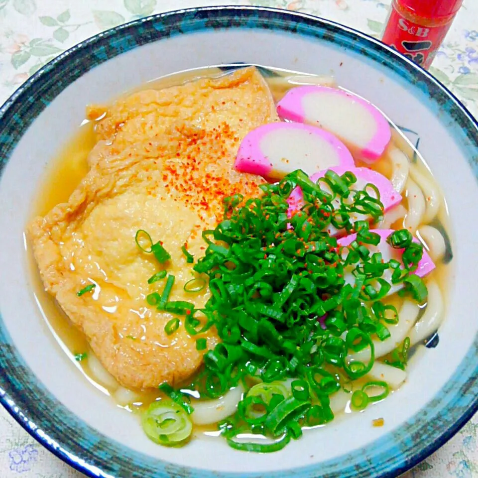 お揚げがじゅわ～っと☆きつねうどん|うたかた。さん