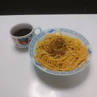 Snapdishの料理写真:麻婆パスタと中華スープ|むーさん