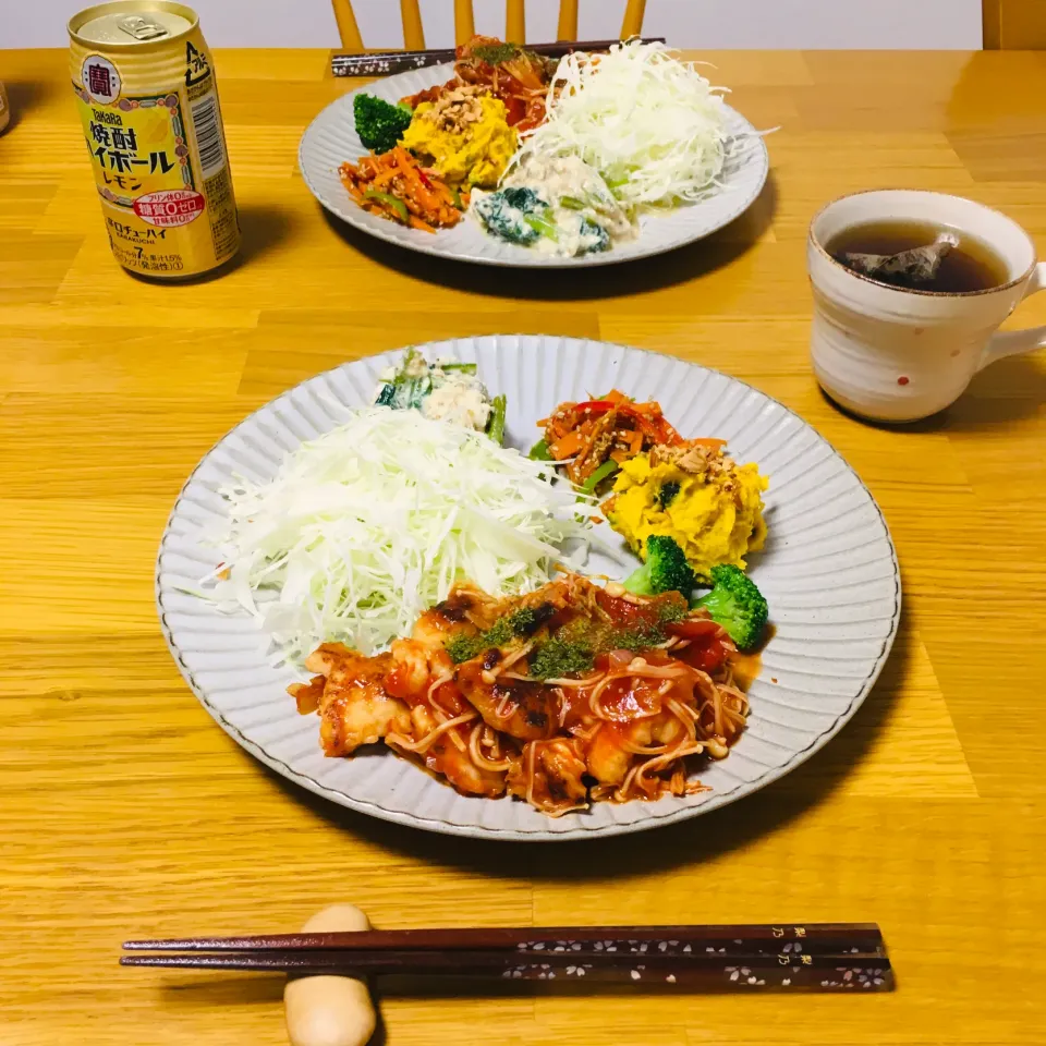 鶏胸肉ときのこのトマト煮|りりさん