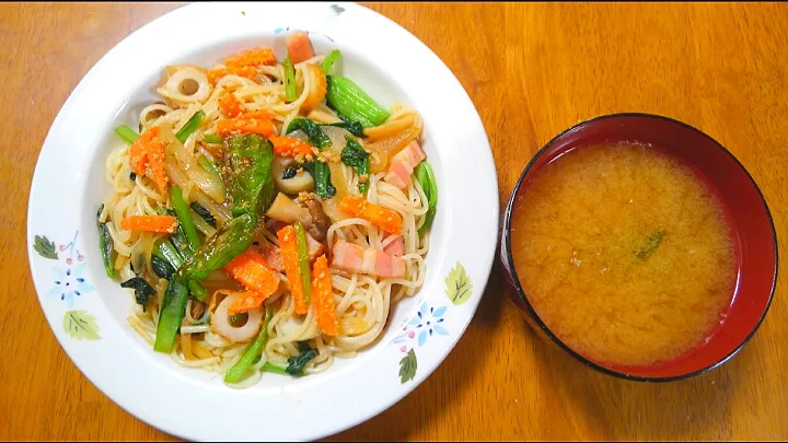 ９月１４日　ベーコンと小松菜の和風パスタ　お味噌汁|いもこ。さん