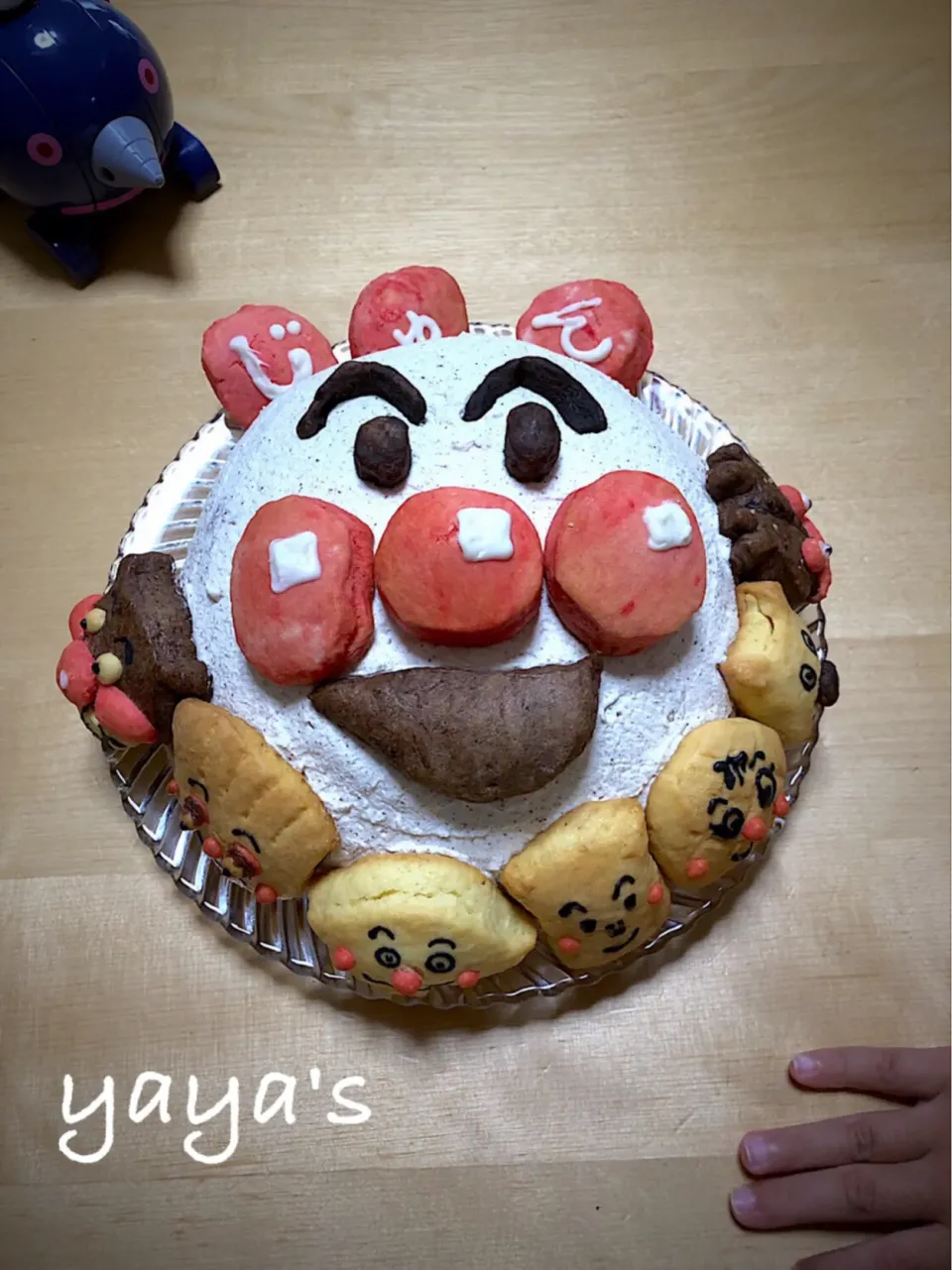 Snapdishの料理写真:アンパンマンケーキ🎂|yayaさん