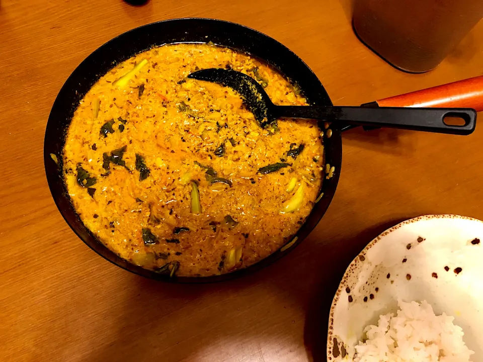 鶏ももと青梗菜のスパイスカレー|弁当 備忘録さん