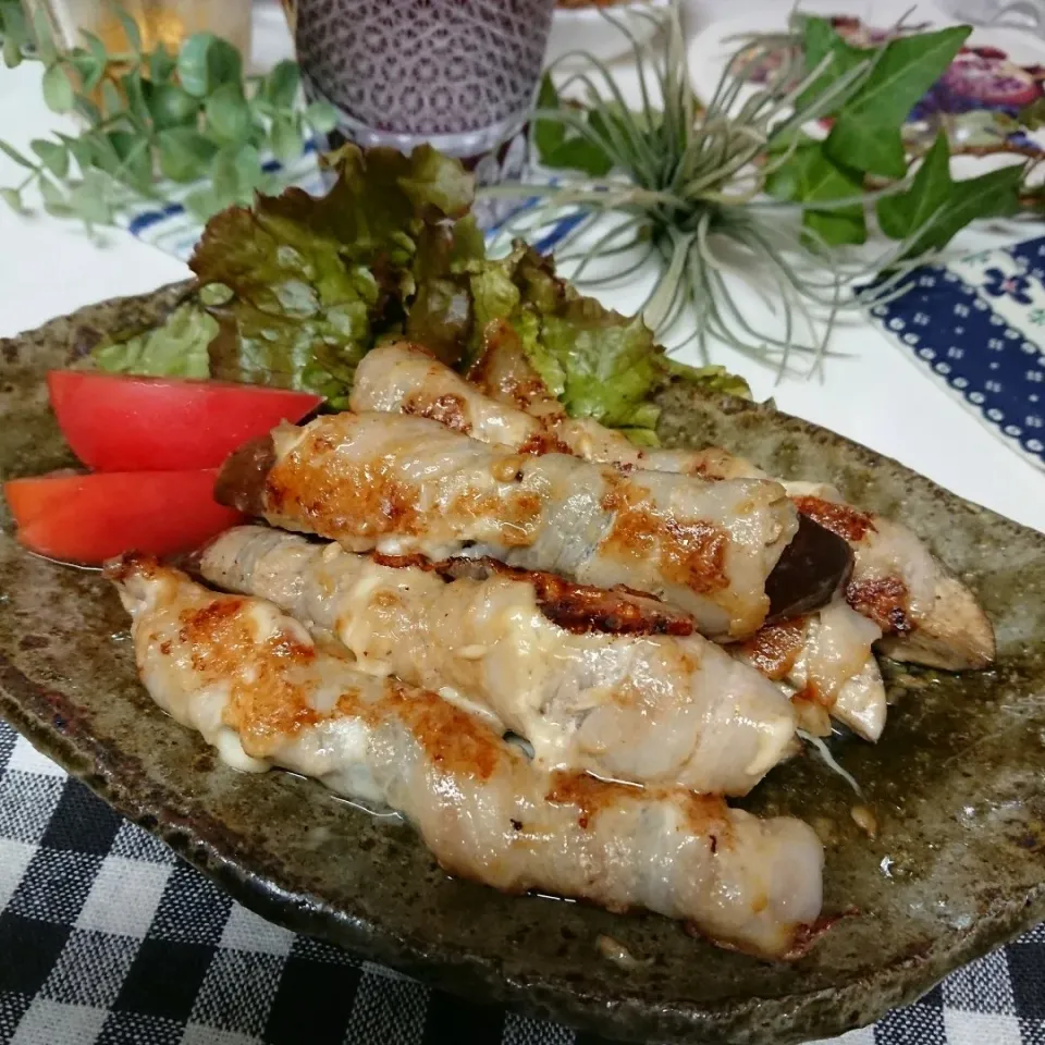 まりおさんの料理 茄子とﾁｰｽﾞの豚巻き|とまと🍅さん