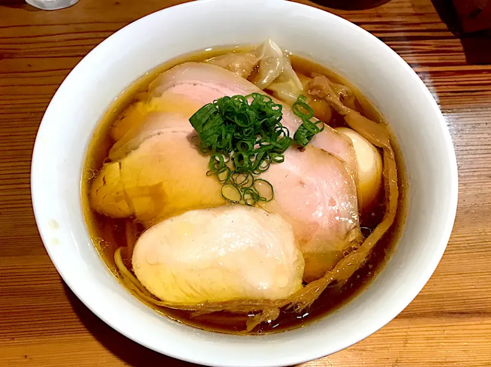 醤油ラーメン|ウルトおるマンさん