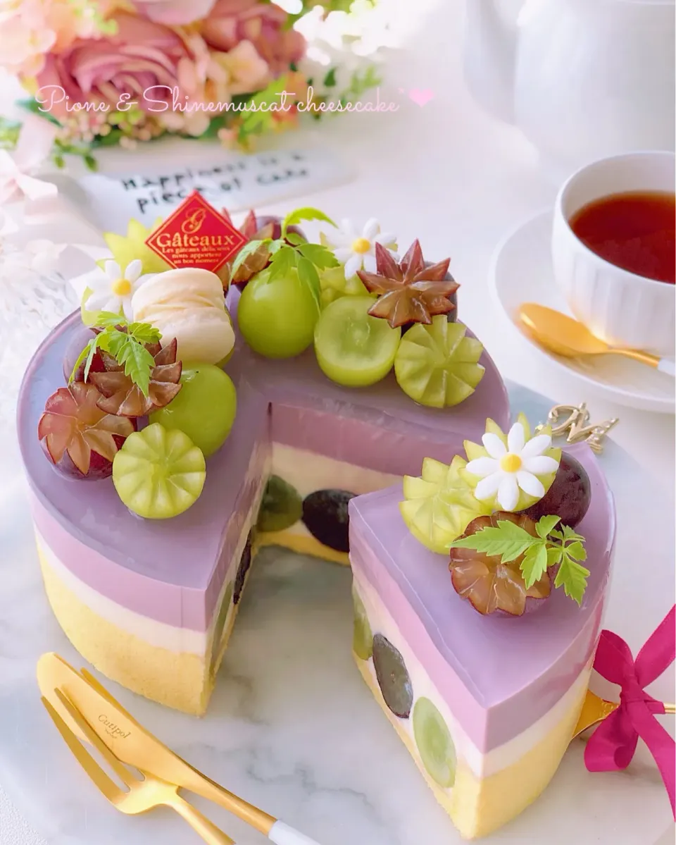 贅沢ぶどうのレアチーズケーキ🍇|もえさん