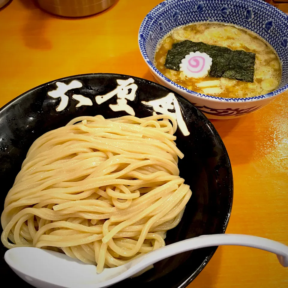 Snapdishの料理写真:東京駅で朝ラー♬  ❛˓◞˂̵✧☝︎ 23 September|Yoshinobu Nakagawaさん