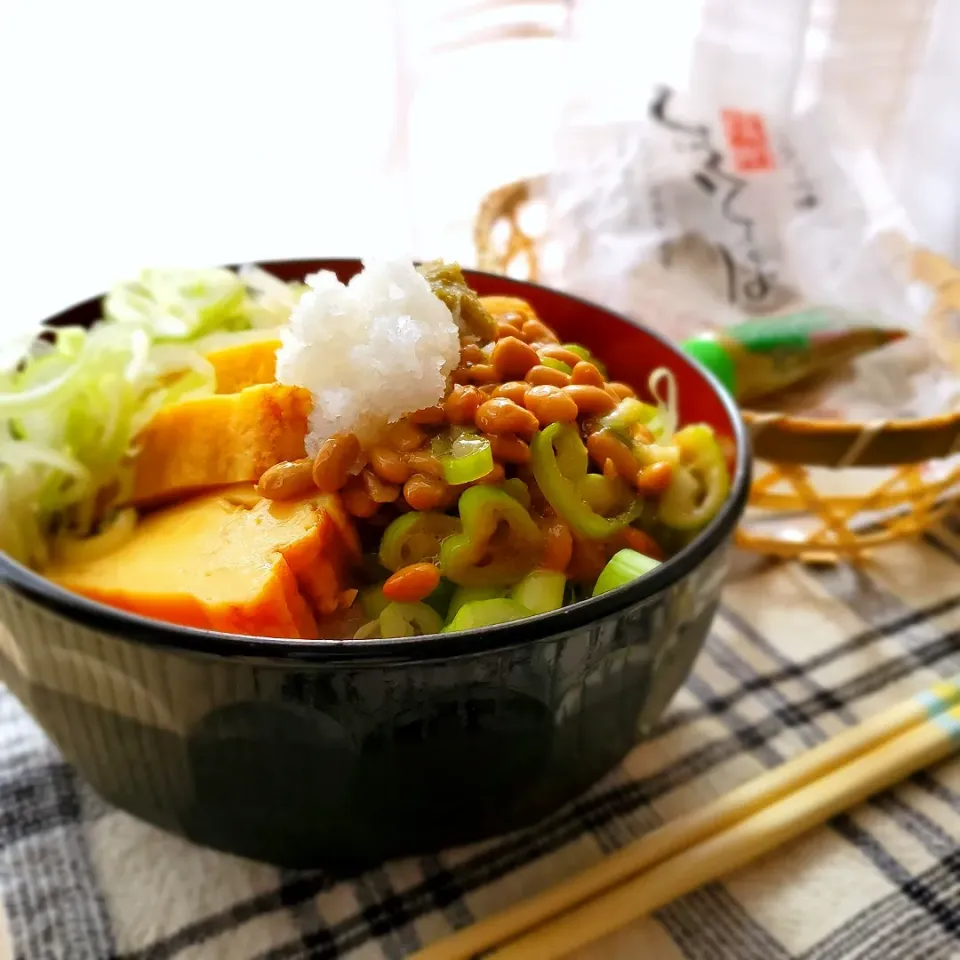 ８月を思わせる暑さに💦
厚焼き玉子の冷やしそば

☘️😌💓♥️❤️🧡💓☘️|みるくここあさん