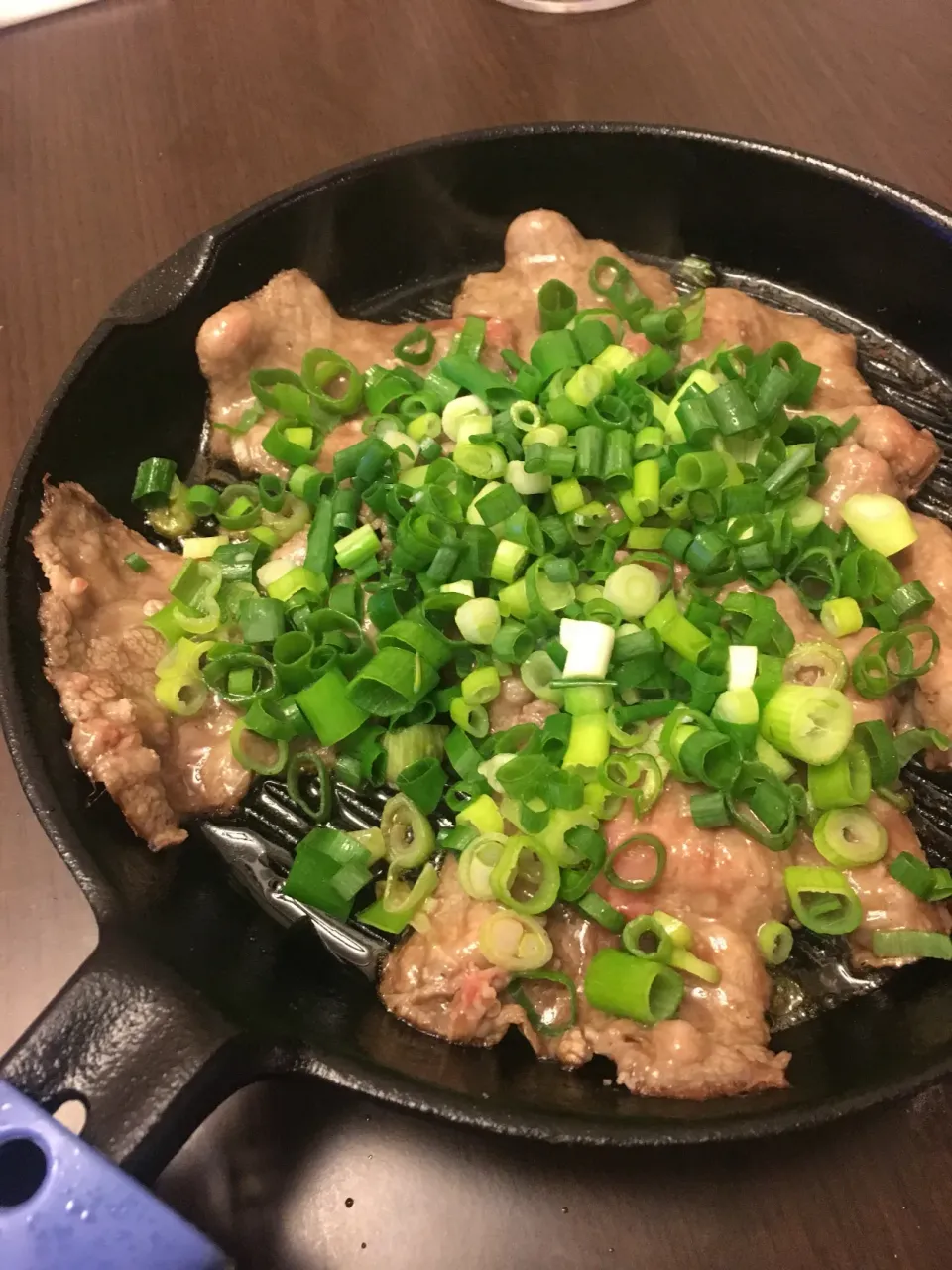 Snapdishの料理写真:牛タン塩焼きネギ多め|kayopiyoさん