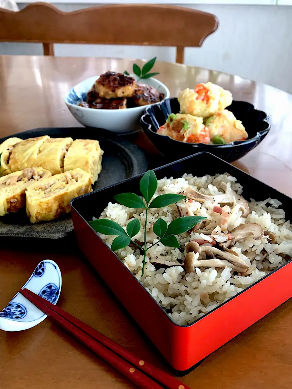 Snapdishの料理写真:きのこの和洋炊き込みご飯🍄|Miki (^_−)−☆さん