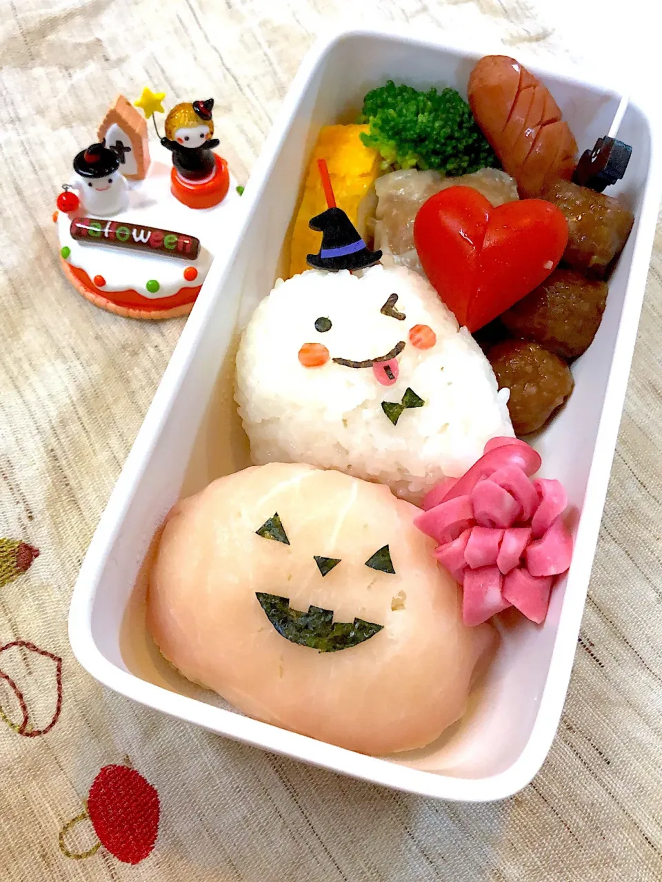 ハロウィンお弁当🎃|Yuki Kawasumiさん