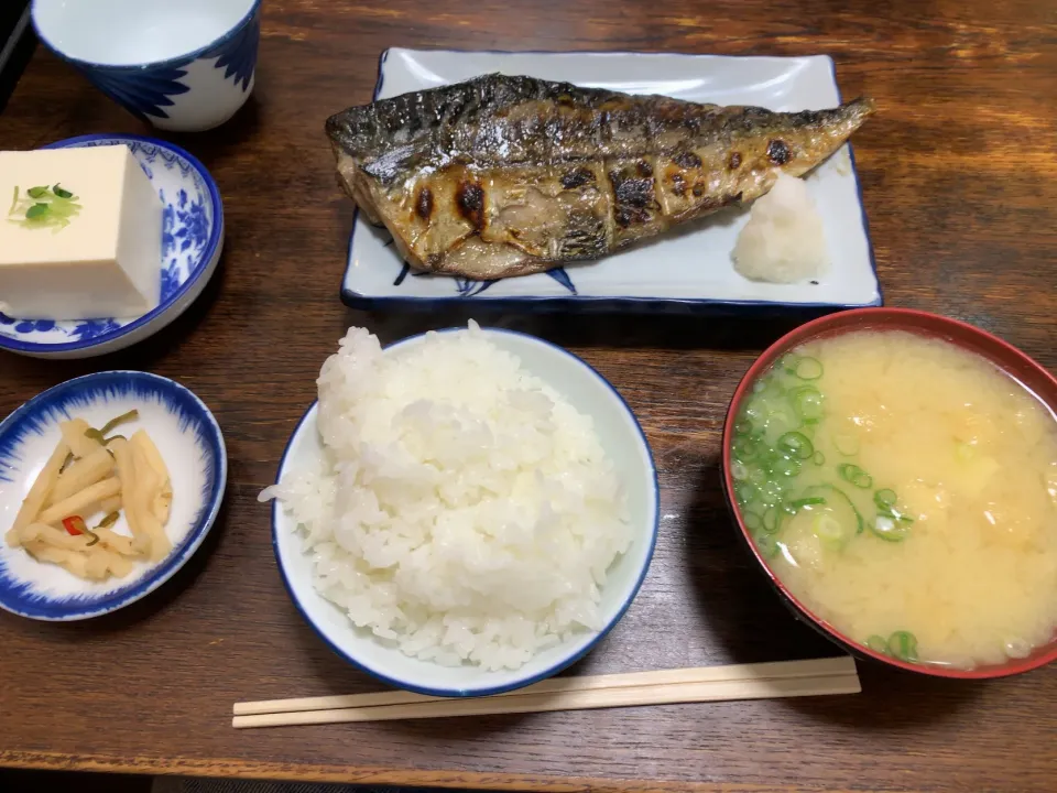 Snapdishの料理写真:焼き鯖定食|chan mitsuさん