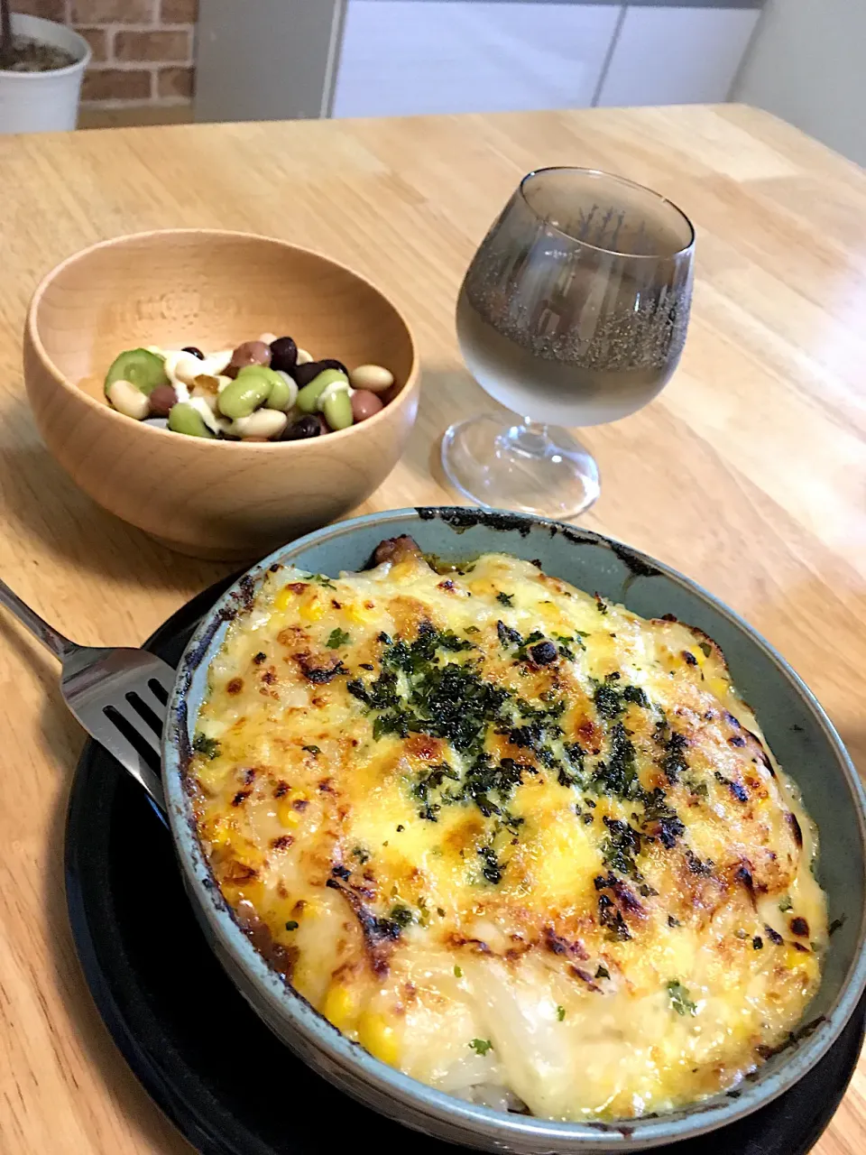 ３日目♡カレードリア´◡`とお豆のサラダ♡梅シロップの炭酸割り|さくたえさん