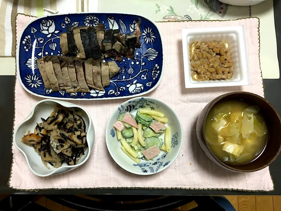 Snapdishの料理写真:鰹のタタキのご飯|みよさん