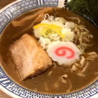 Snapdishの料理写真:ラーメン|featshowさん