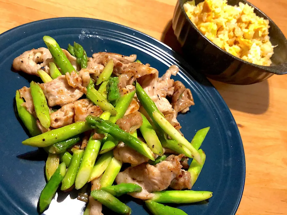 豚とアスパラの塩炒め、ネギ卵炒飯|harukaさん