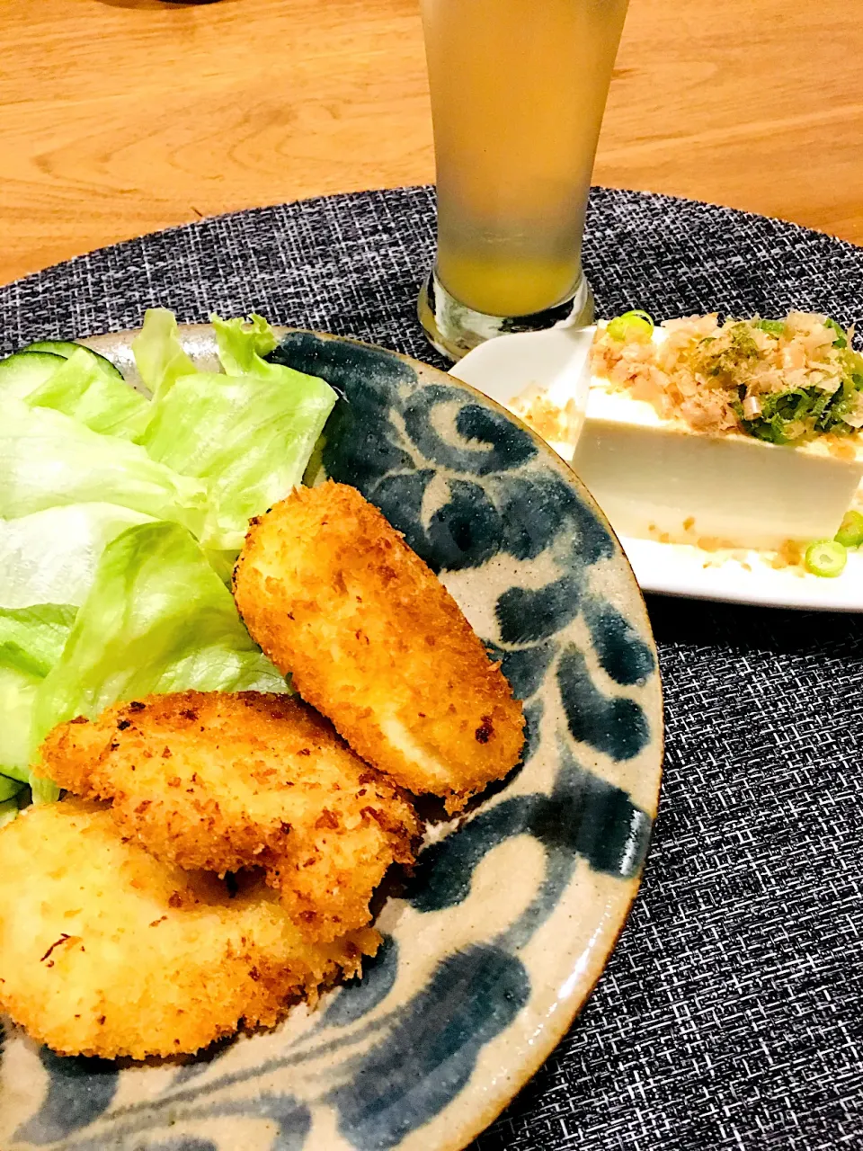 今夜は、チキンカツとはんぺんフライでカンパ〜イ🍻✨  はんぺんフライをふわふわに作る裏技あり💕|ミッチ☆ママさん