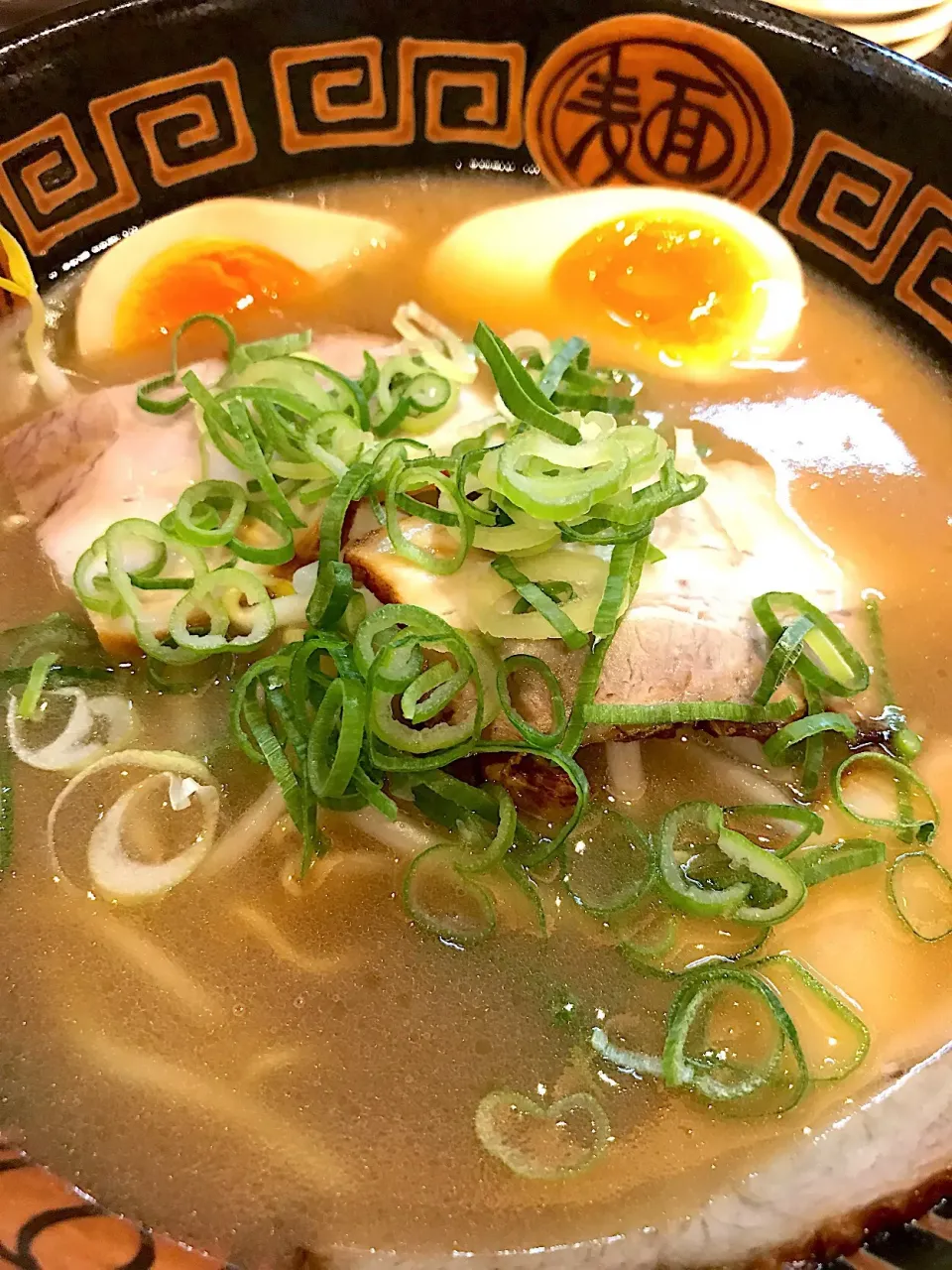 とんこつラーメン|saturnさん