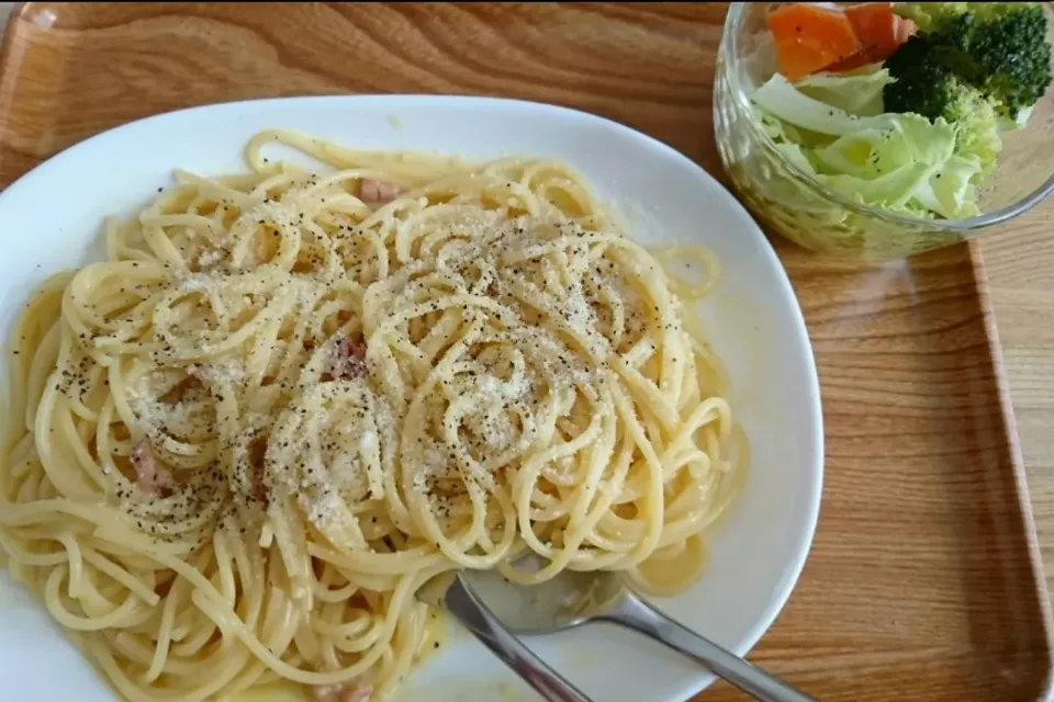 お昼はカルボナーラ🍝|しまだ ちえこさん