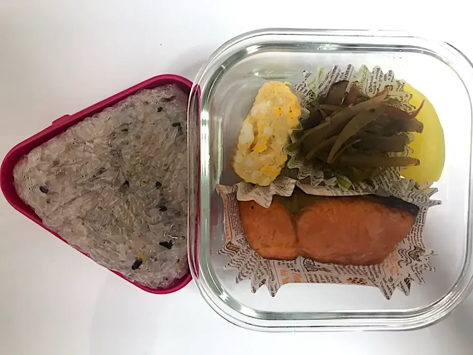 お弁当 鮭ときんぴら|あやさん