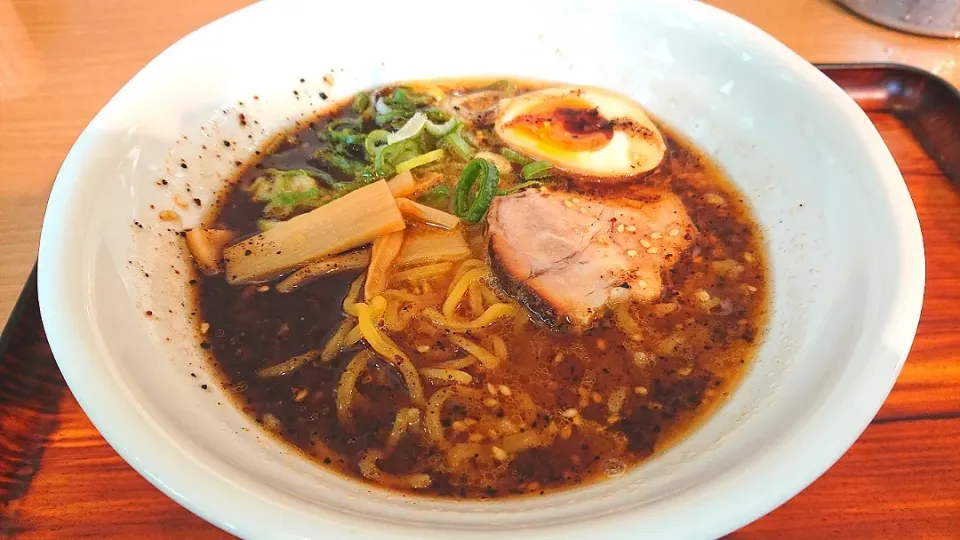 札幌ラーメン武蔵の焦がし味噌ラーメン|karyou bingaさん